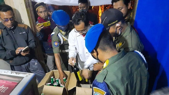 Satpol PP Kota Tasikmalaya Amankan 704 Botol Minuman Beralkohol, Hasil Razia di Lima Lokasi
