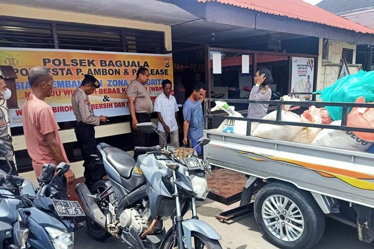 Polisi di Ambon Sita 3.000 Liter Miras, Paling Banyak Diselundupkan dari Pulau Seram